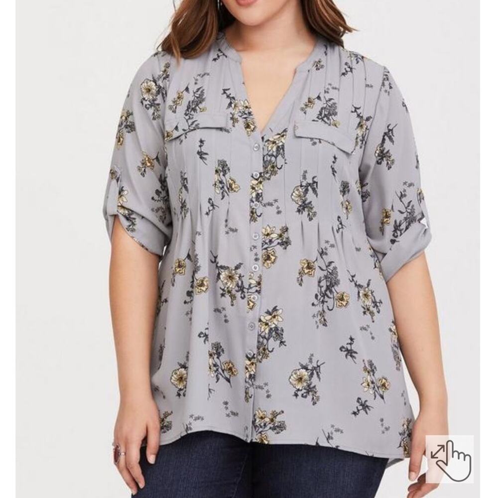 Torrid Georgette Hi-Low tunic Blouse Gray floral V-Neck 3/4 Sleeve Size 00 M/L